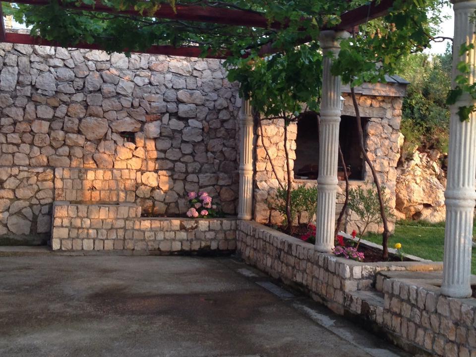 Apartments Leona Neum Luaran gambar