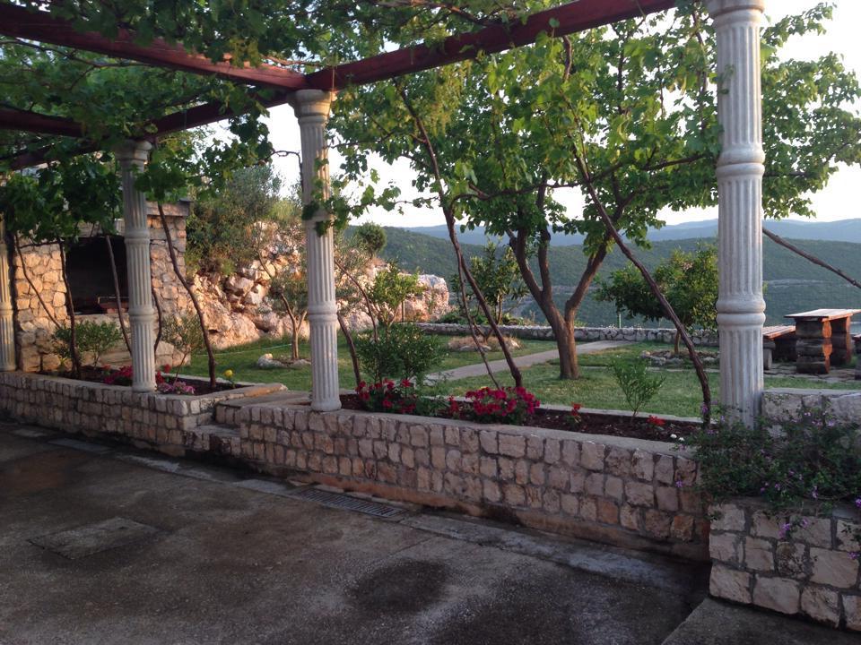 Apartments Leona Neum Luaran gambar