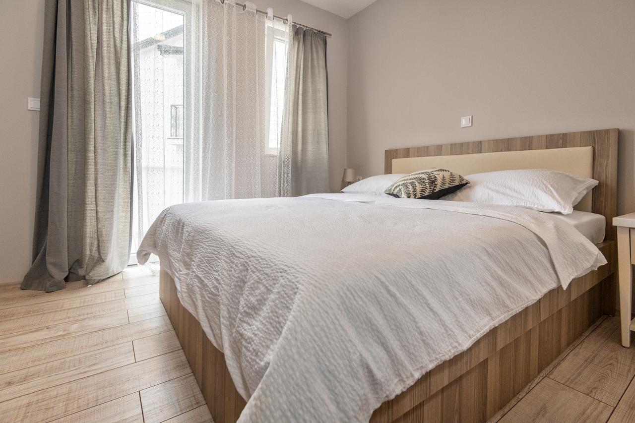 Apartments Leona Neum Luaran gambar