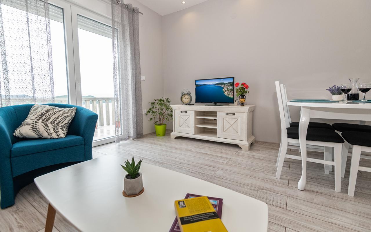 Apartments Leona Neum Luaran gambar