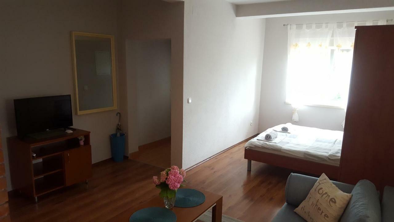 Apartments Leona Neum Luaran gambar